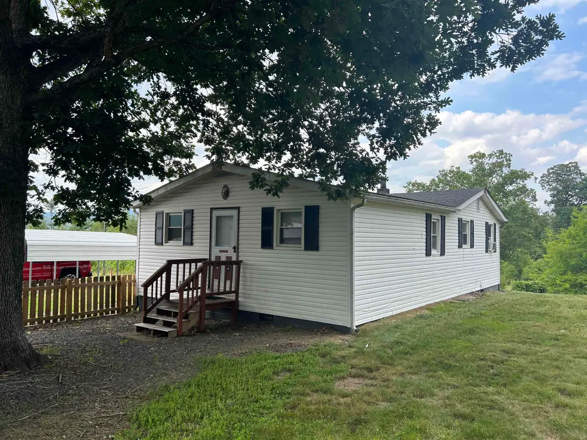 125 Mccutchen School Ln, Goshen, VA 24439 - Image #1