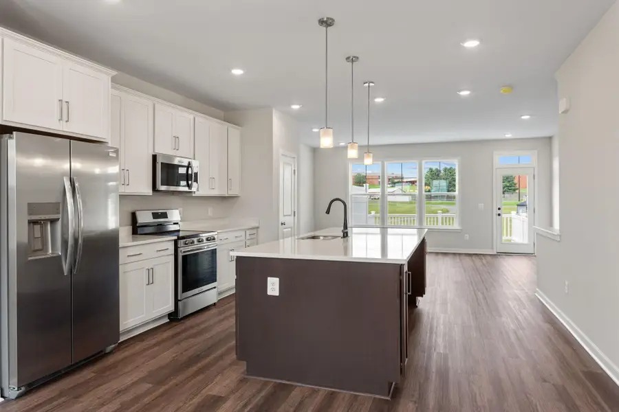 203 Scarlet Maple Ln, Bridgewater, VA 22812 - Image #2