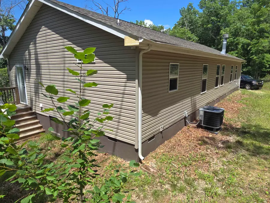 41 Scenic Hills Dr, Waynesboro, VA 22980 - Image #3