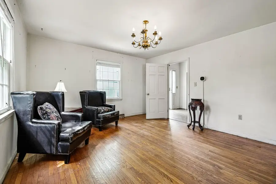 104 College St W, Bridgewater, VA 22812 - Image #3