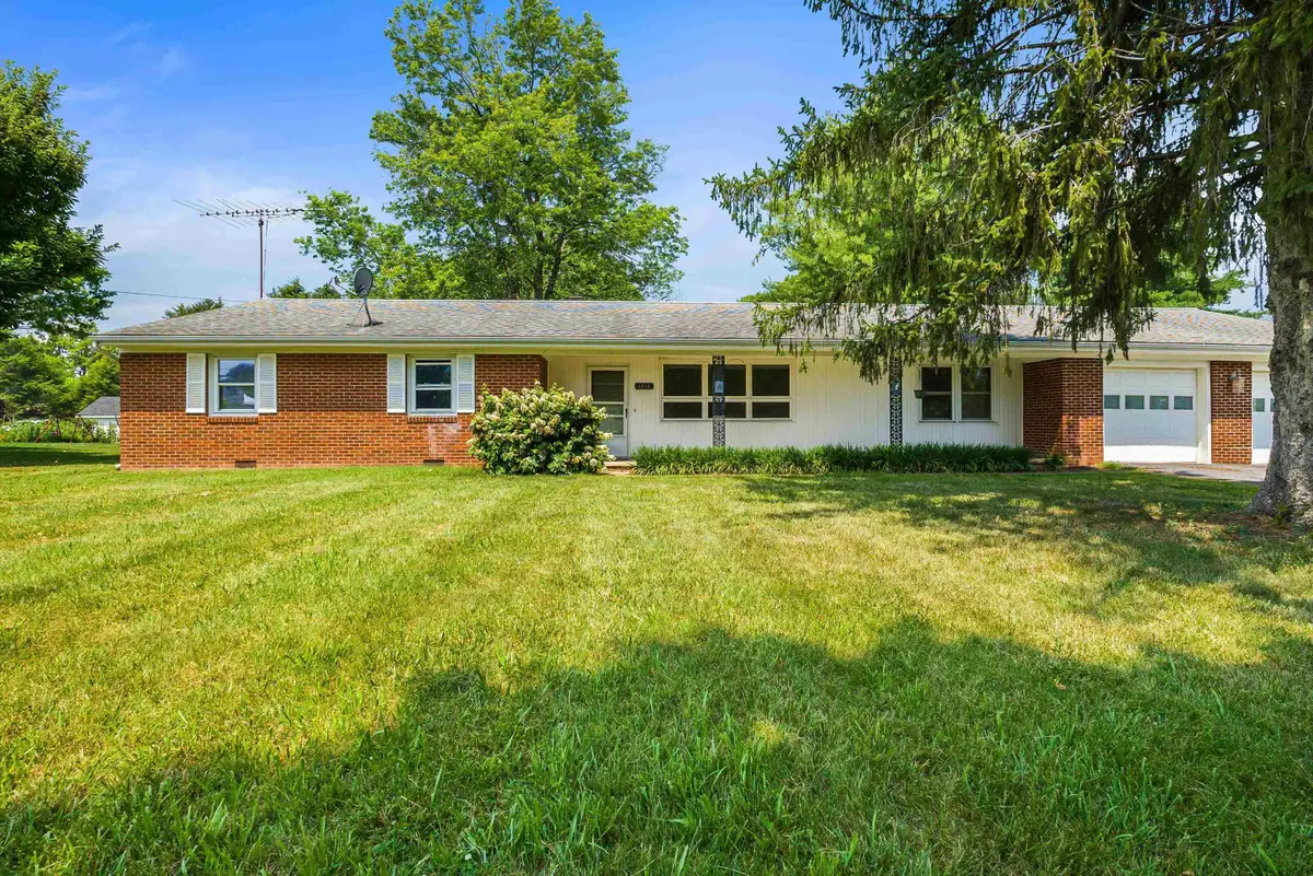 1203 Dogwood Ave, Grottoes, VA 24441 - Image #1