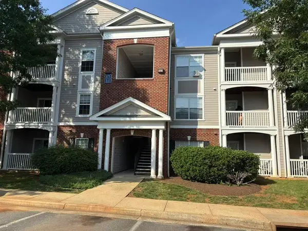 175 Yellowstone Dr, Charlottesville, VA 22903