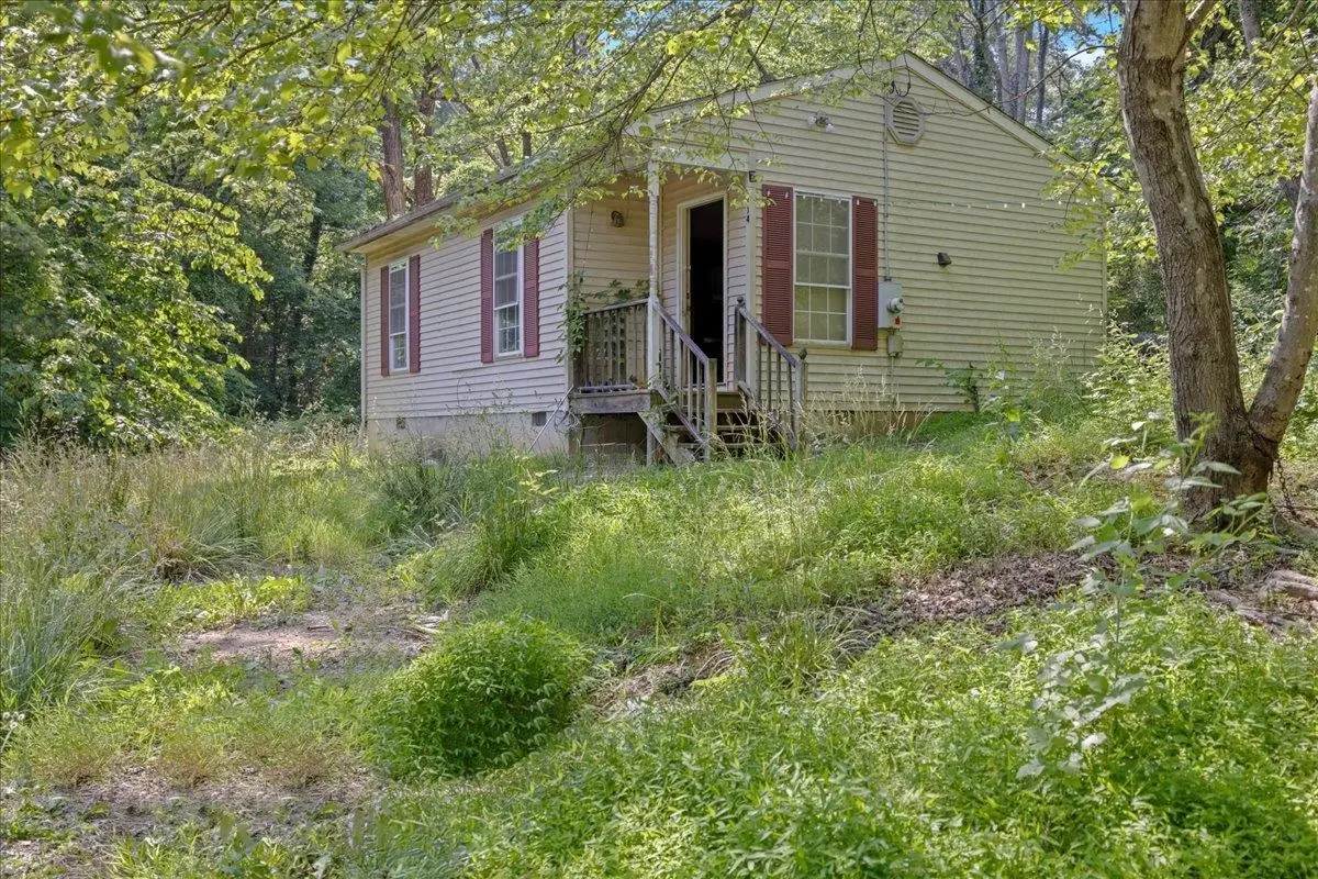 114 Sunrise Vw, Stanardsville, VA 22973 - Image #1