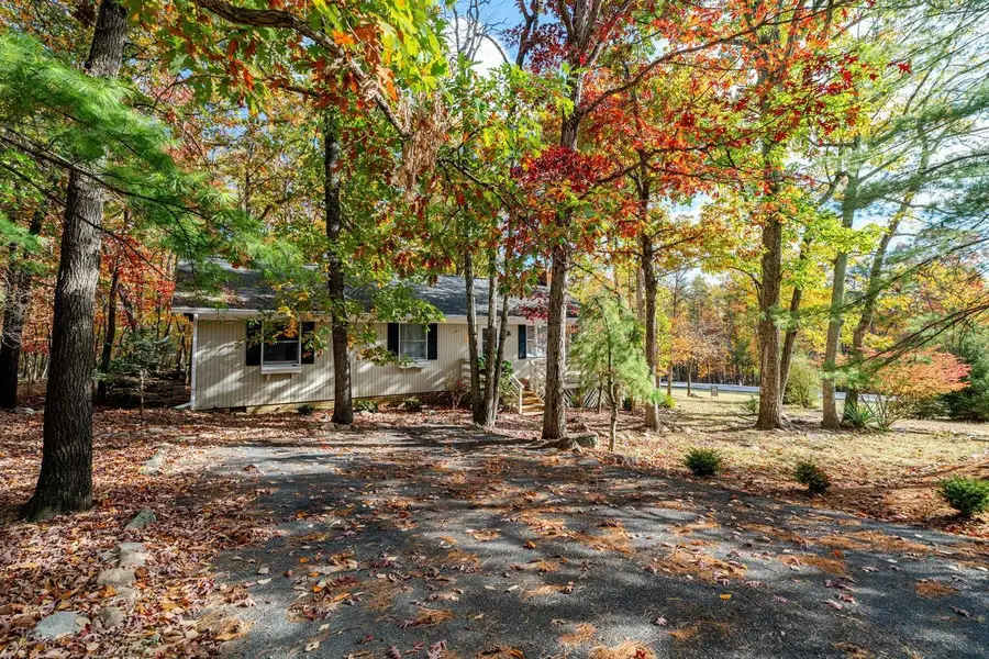 2490 Hopkins Dr, McGaheysville, VA 22840 - Image #2