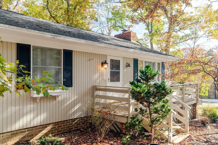 2490 Hopkins Dr, McGaheysville, VA 22840 - Image #3