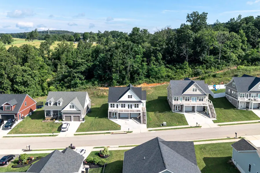 43 Mcilwee Ln, Staunton, VA 24401 - Image #2