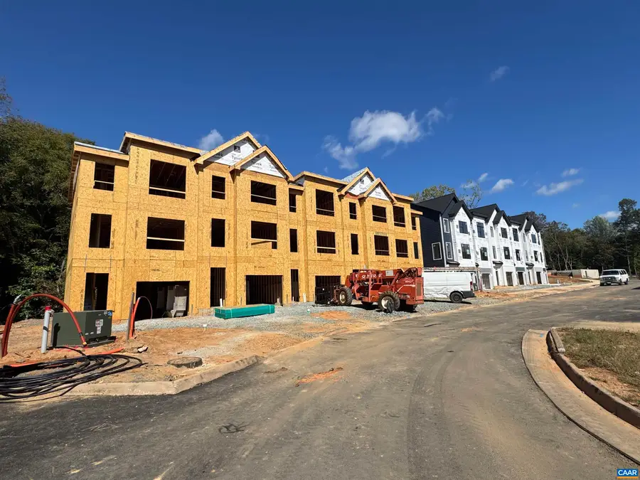 28 Keene Ct, Charlottesville, VA 22903 - Image #2