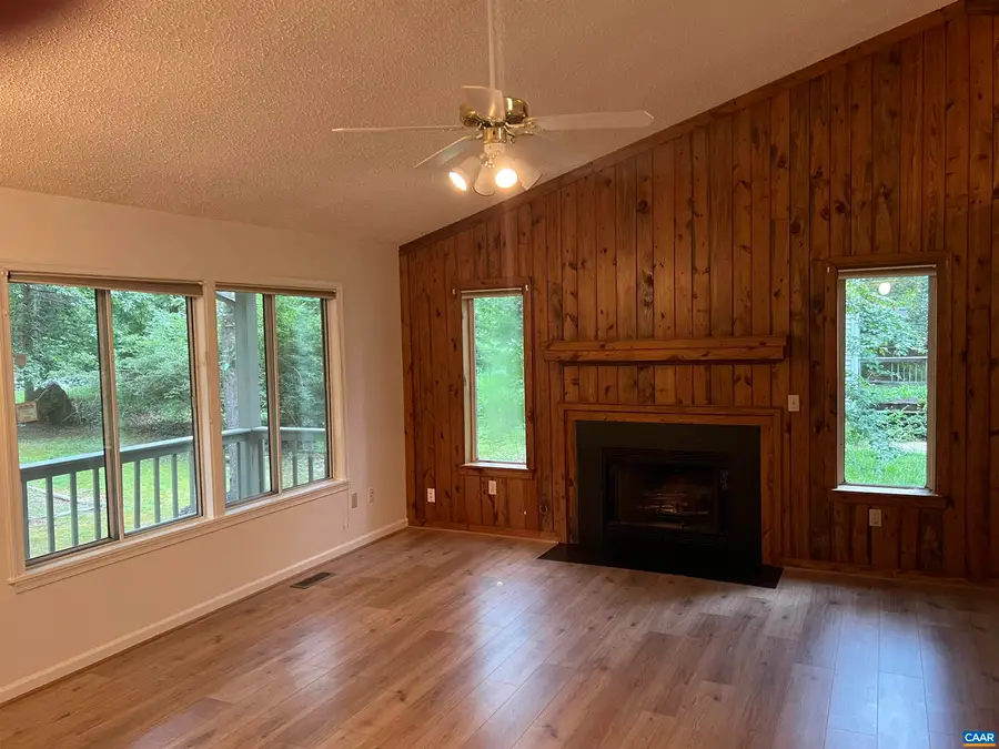 7 Englewood Dr, Palmyra, VA 22963 - Image #3