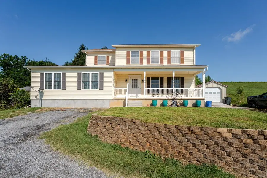 107 Orchard Rd, Staunton, VA 24401 - Image #2