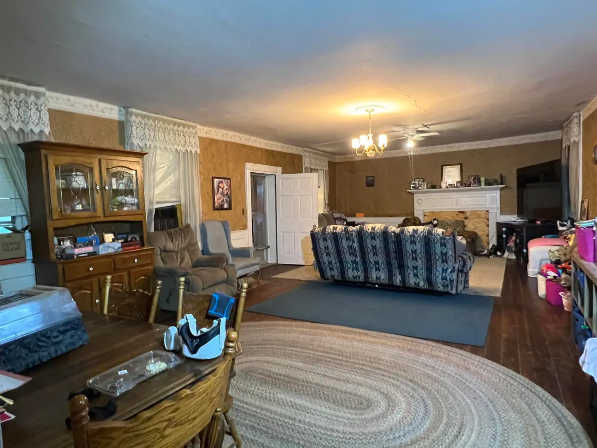 77 Main St, Greenville, VA 24440 - Image #1