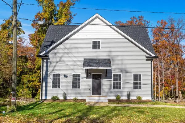 309 Ivanhoe Ave, Waynesboro, VA 22980