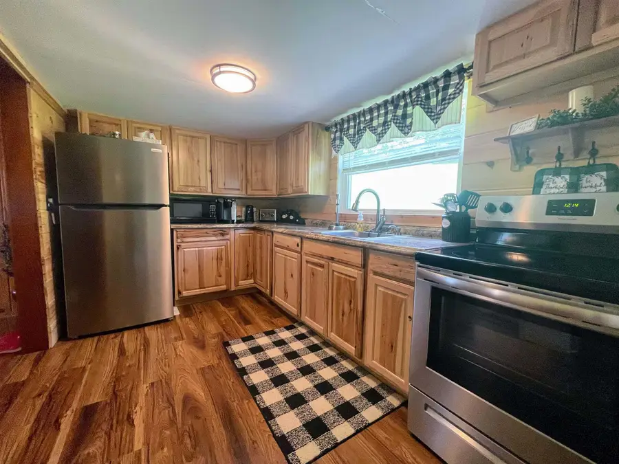 914 Alta St, Staunton, VA 24401 - Image #2