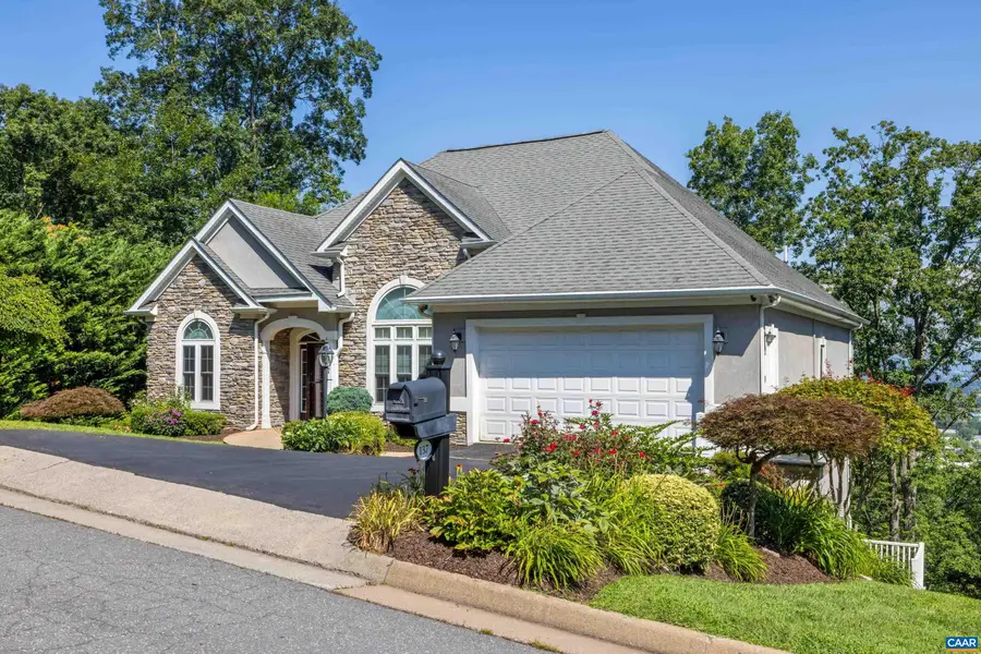 137 Diamond Ct, Harrisonburg, VA 22801 - #2