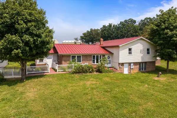 3839 Lawyer Rd, Mcgaheysville, VA 22840