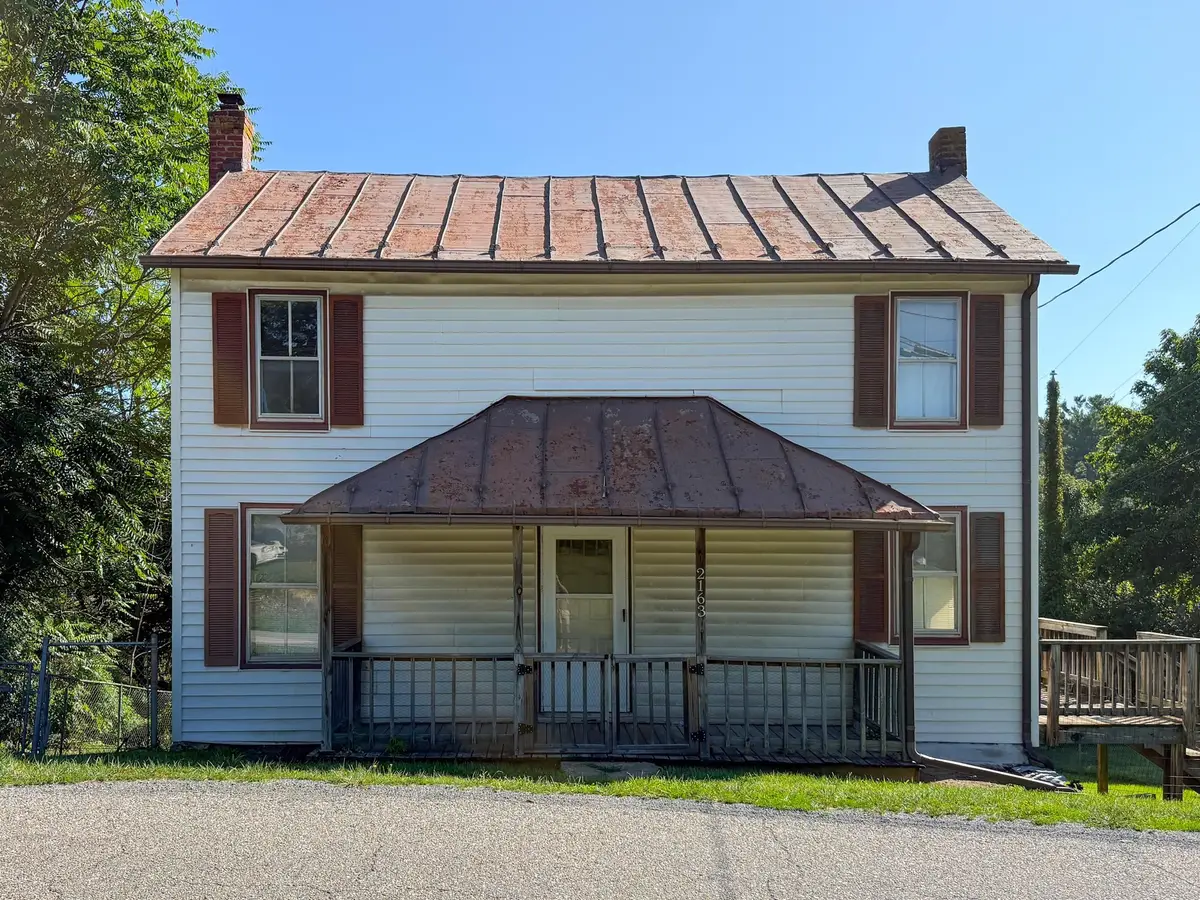 2163 Raphine Rd, Raphine, VA 24472 - Image #1