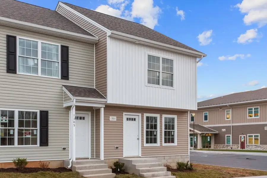 1301 Luke Ln, Harrisonburg, VA 22802 - Image #2
