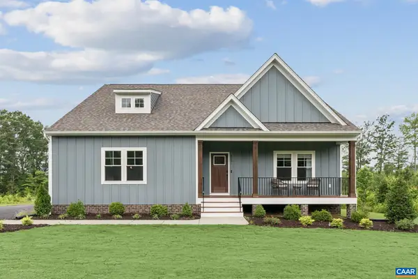 354 Glenmore Ln, Keswick, VA 22947