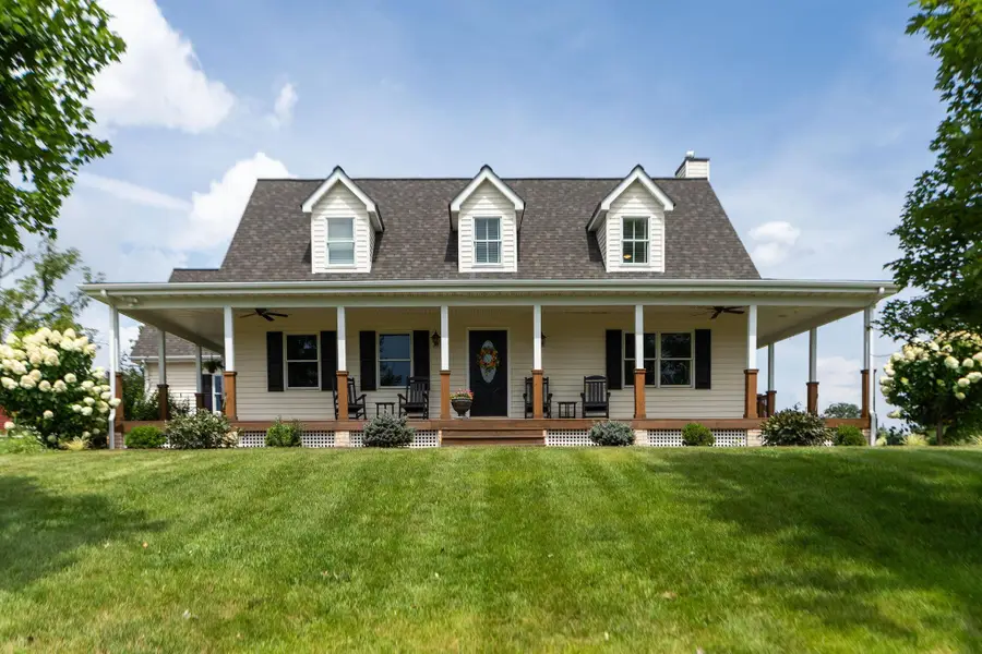 3008 Spring Hill Rd, Staunton, VA 24401 - Image #2