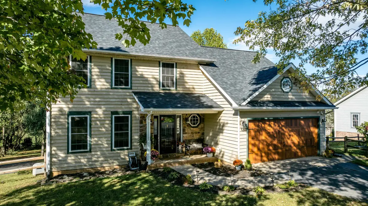 122 Willow Dr, Dayton, VA 22821 - Image #1