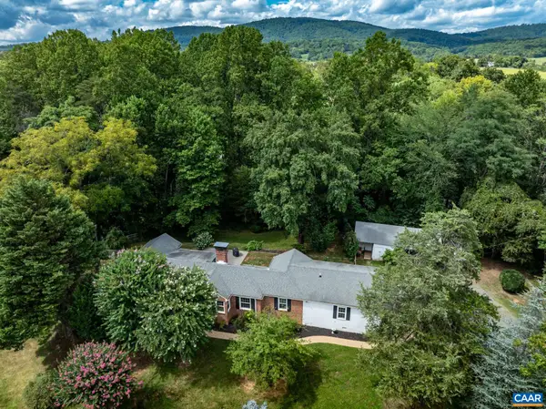 3304 Keswick Rd, Keswick, VA 22947