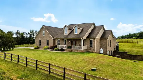 448 Stuarts Draft Hwy, Staunton, VA 24401