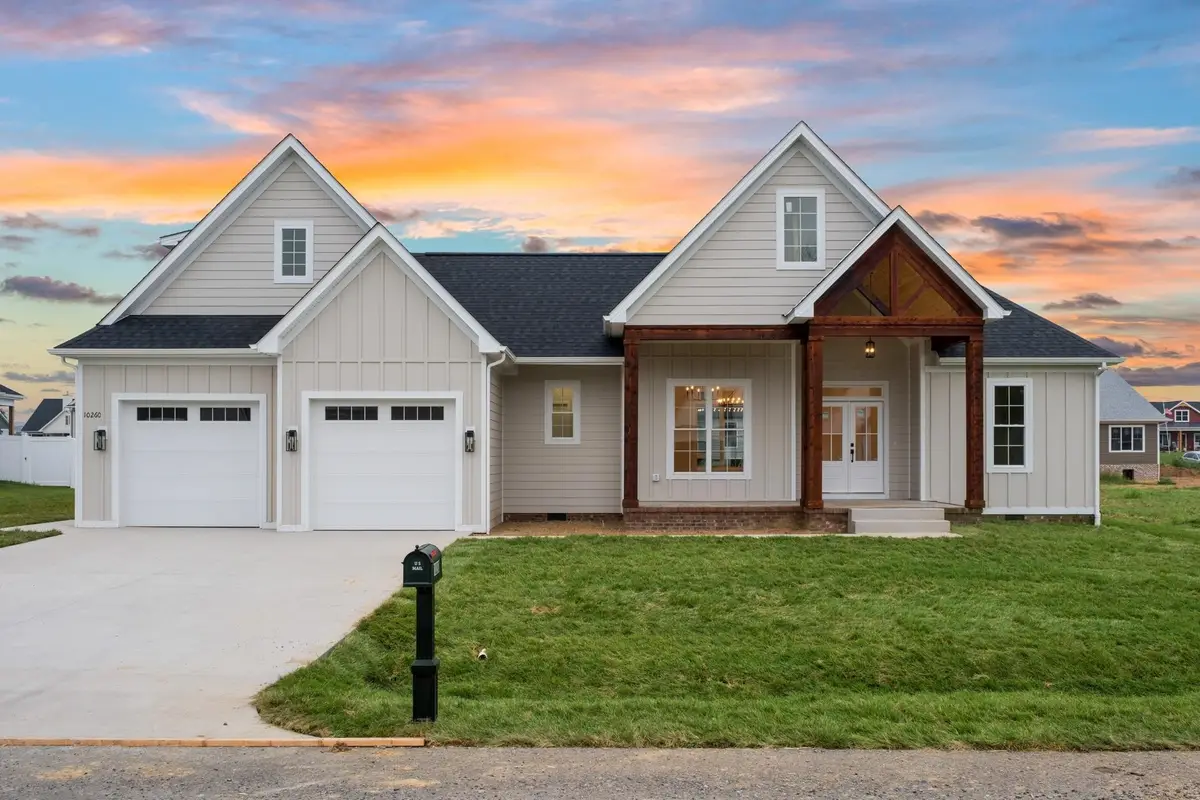 10260 Dalmatian Dr, McGaheysville, VA 22840 - #1