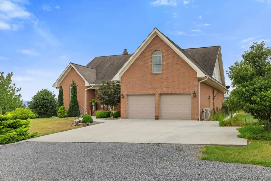 93 Adare Ln, Maysville, WV 26833 - Image #3