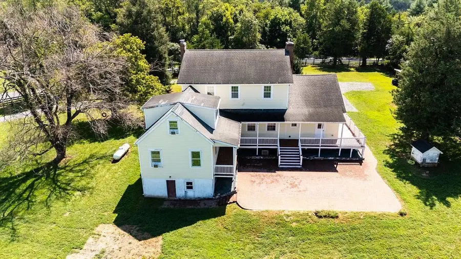 745 Albevanna Spring Rd, Scottsville, VA 24590 - Image #2