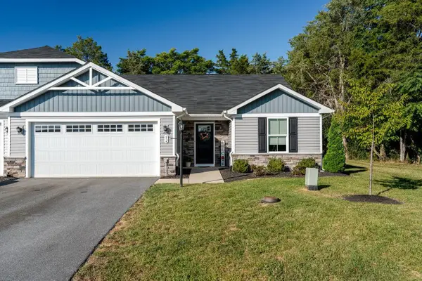 82 Short Peak Dr, Mcgaheysville, VA 22840