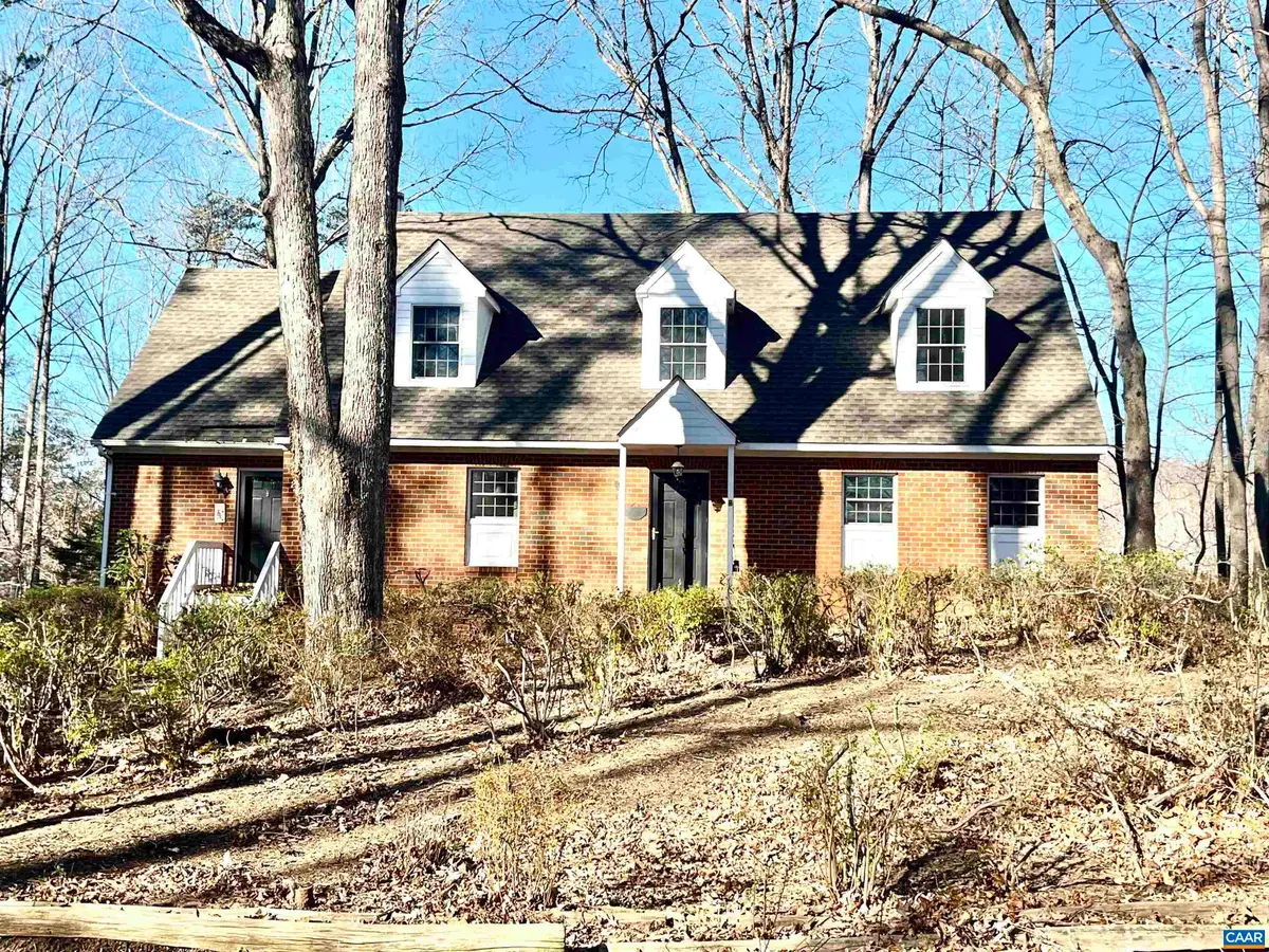 318 Miller School Rd, Charlottesville, VA 22903 - #1