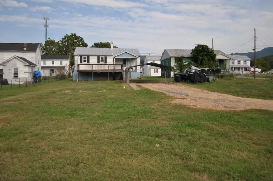 151 Craig St E, Craigsville, VA 24430 - Image #3