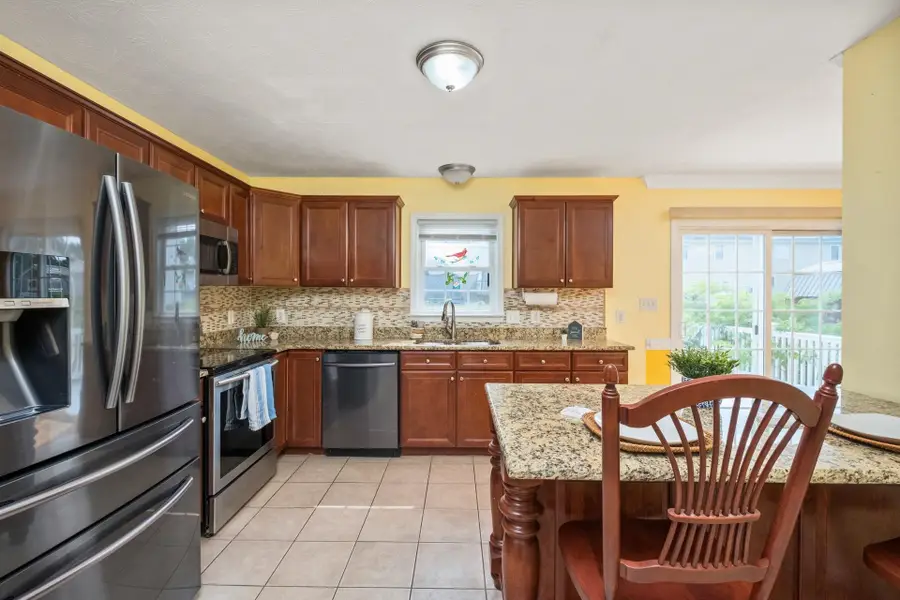 77 Laurel Wood Dr, Waynesboro, VA 22980 - Image #3