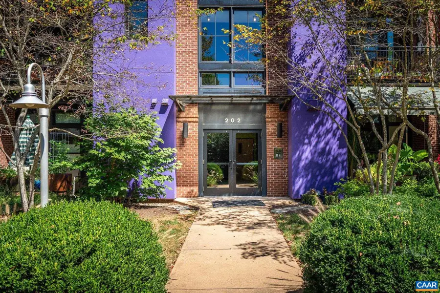 202 Douglas Ave, Charlottesville, VA 22902 - Image #3