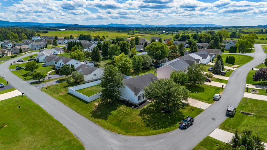 55 Wyer St, Weyers Cave, VA 24486 - Image #2