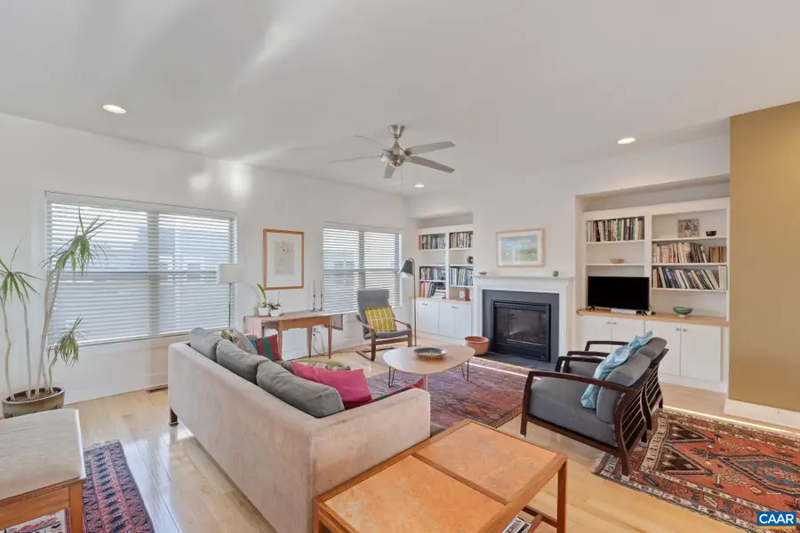 107 Almere Ave, Charlottesville, VA 22902 - Image #3