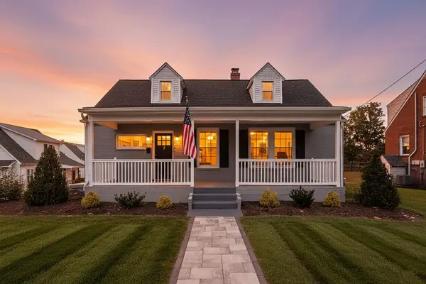 1215 12th St W, Waynesboro, VA 22980