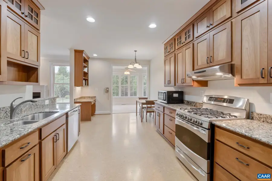 3 Forest Ct, Gordonsville, VA 22942 - #2