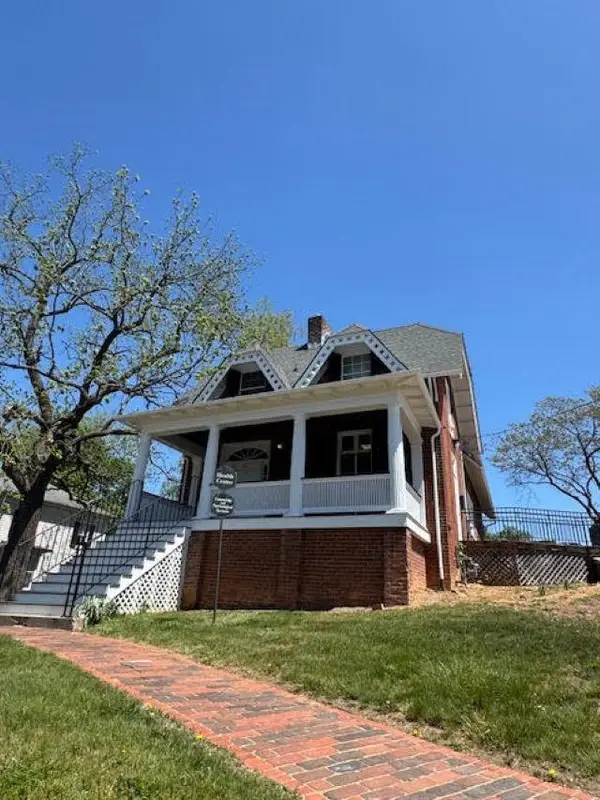 201 Market St N, Staunton, VA 24401