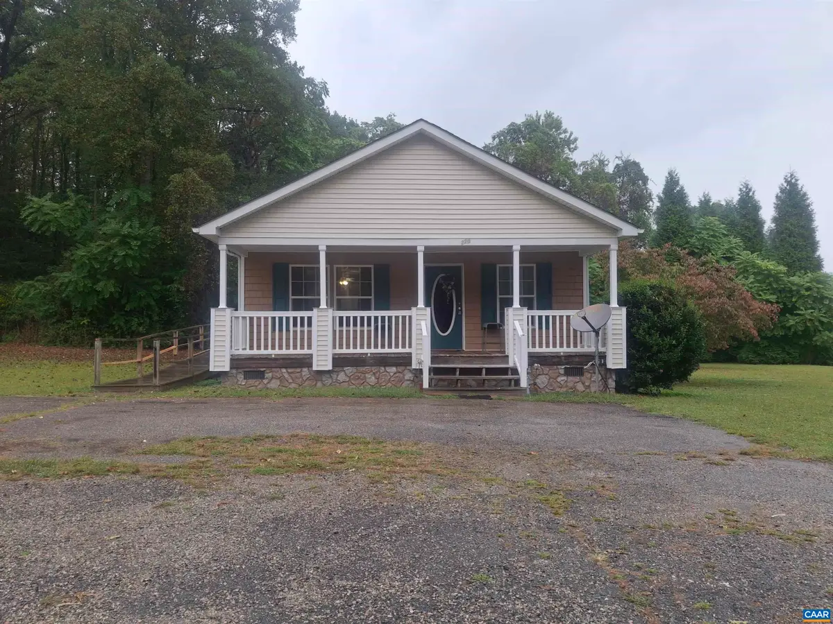220 Camden St, Dillwyn, VA 23936 - Image #1
