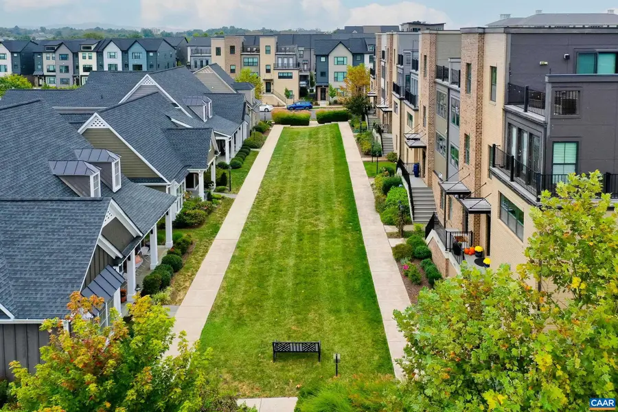 407 Fennel Rd, Crozet, VA 22932 - Image #2