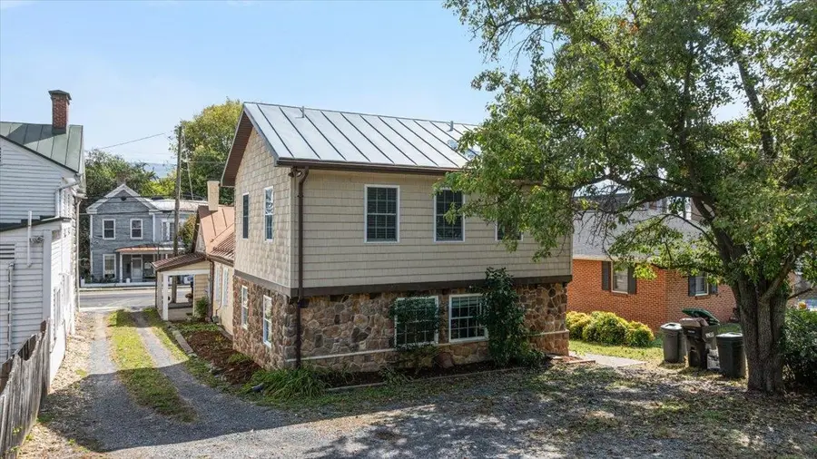 9299 Congress St N, New Market, VA 22844 - Image #3