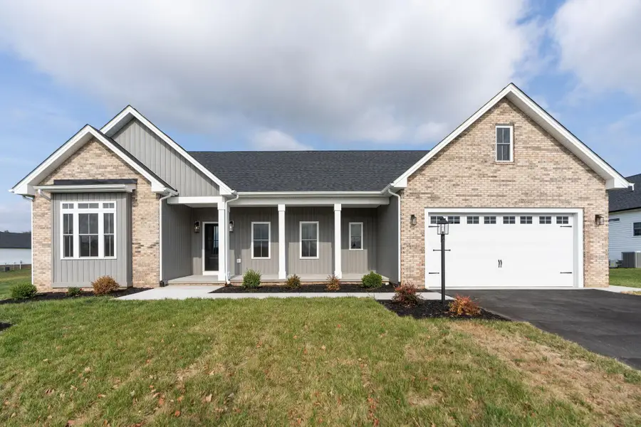 504 Rosewood Ct, Waynesboro, VA 22980 - Image #2