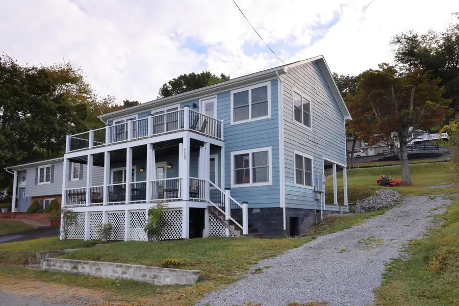 715 Amherst Rd, Staunton, VA 24401 - Image #3