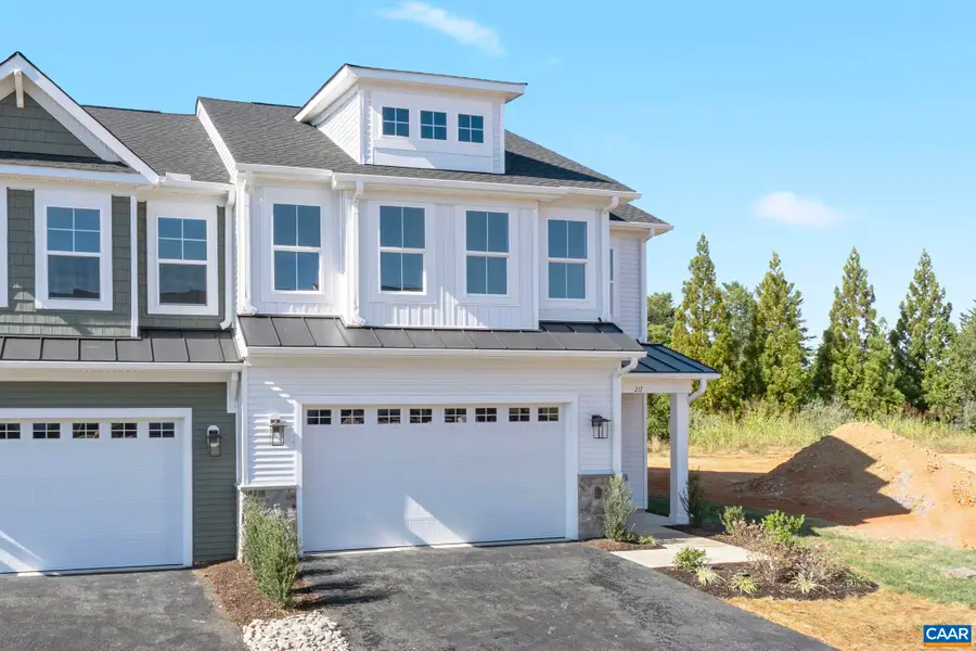 79 Springdale Rd, Waynesboro, VA 22980 - Image #2