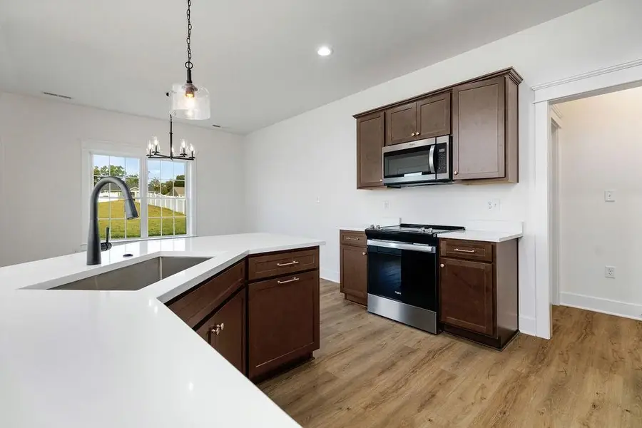 159 Langley Dr, Waynesboro, VA 22980 - Image #2