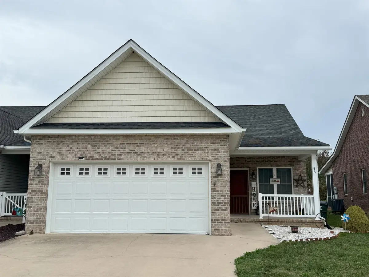 45 Gemstone Dr, Stuarts Draft, VA 24477 - Image #1