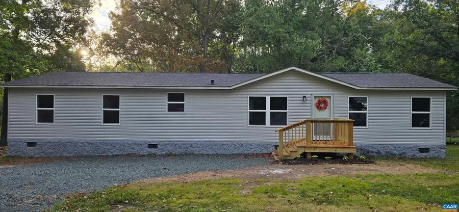 599 Beals Ln, Scottsville, VA 24590 - Image #3