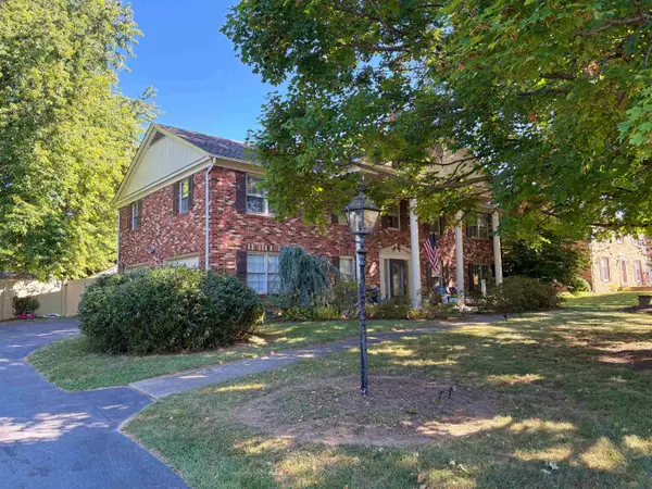 203 Pelham Dr, Waynesboro, VA 22980