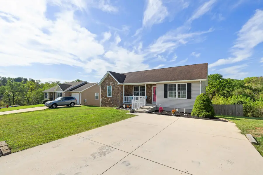 51 Thoroughbred Cir, Lexington, VA 24450 - Image #3