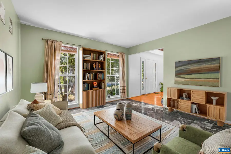 419 Carter Ln, Louisa, VA 23093 - Image #2